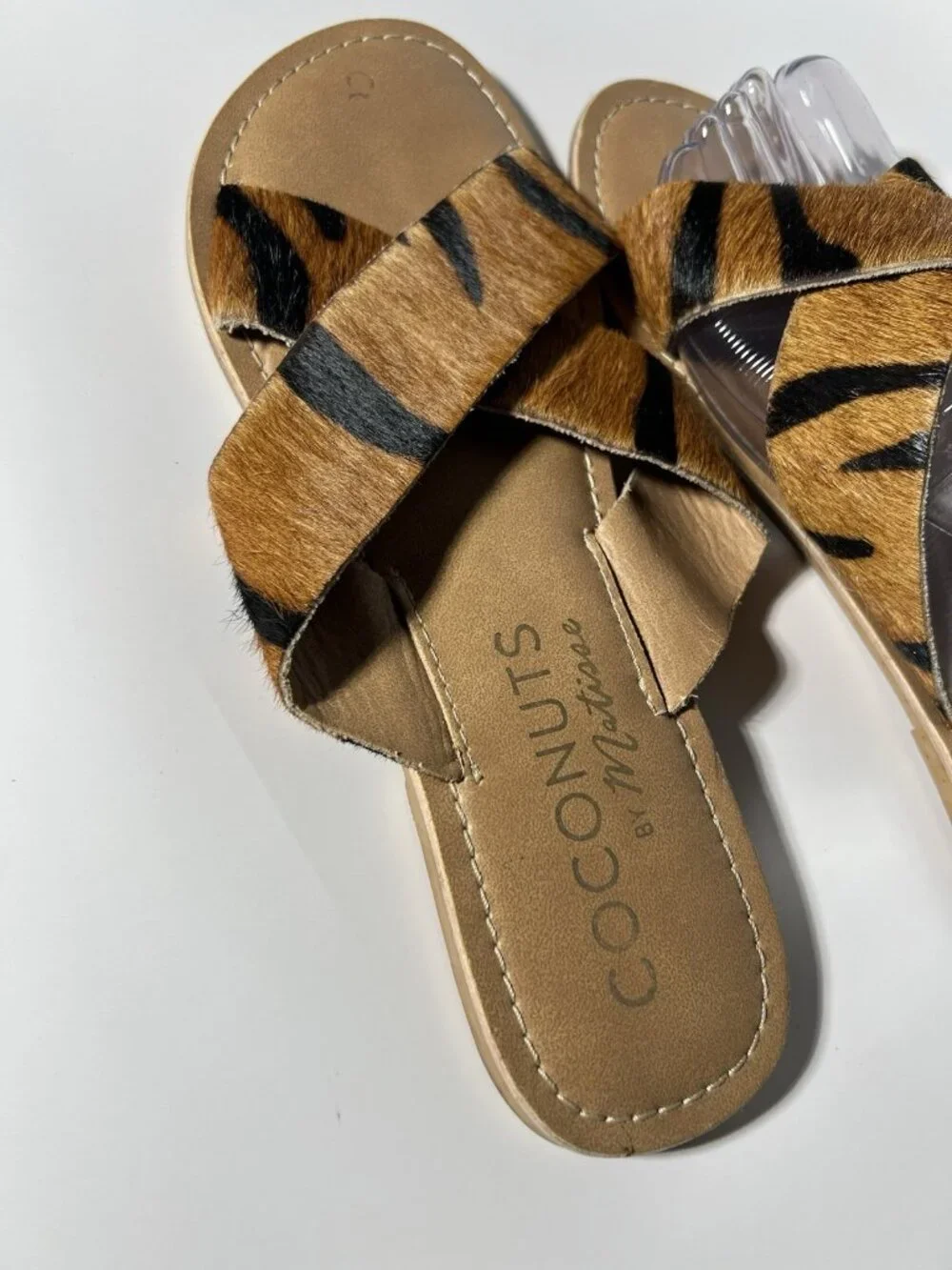 Coconuts by Matisse Pebble Calf Hair Slide Sandals Tiger Women’s 8
